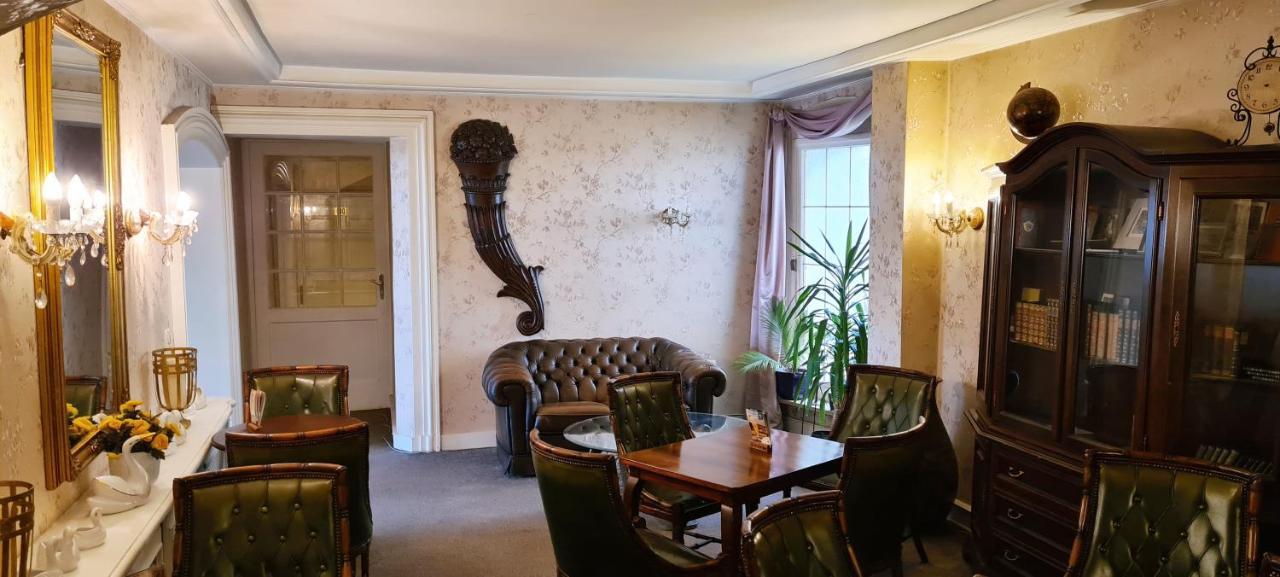 Historisches Hotel Zum Schwan Bad Karlshafen Exteriör bild