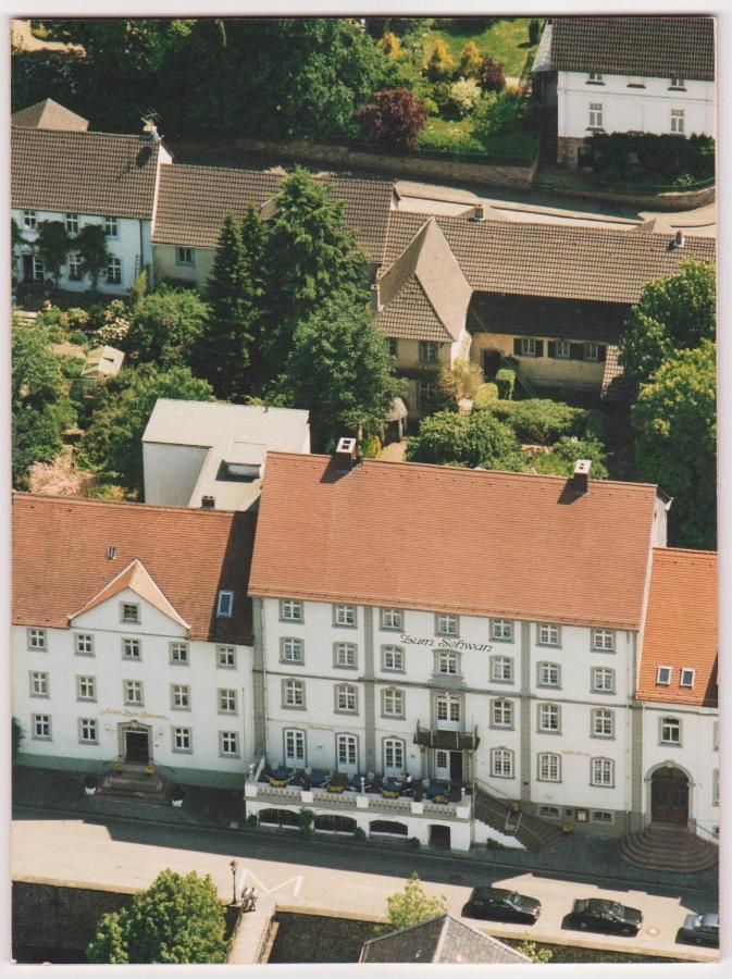 Historisches Hotel Zum Schwan Bad Karlshafen Exteriör bild